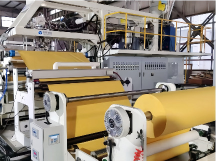 客戶生產現場- PE兼可降解（PBAT PLA 澱粉）材料淋膜生產線